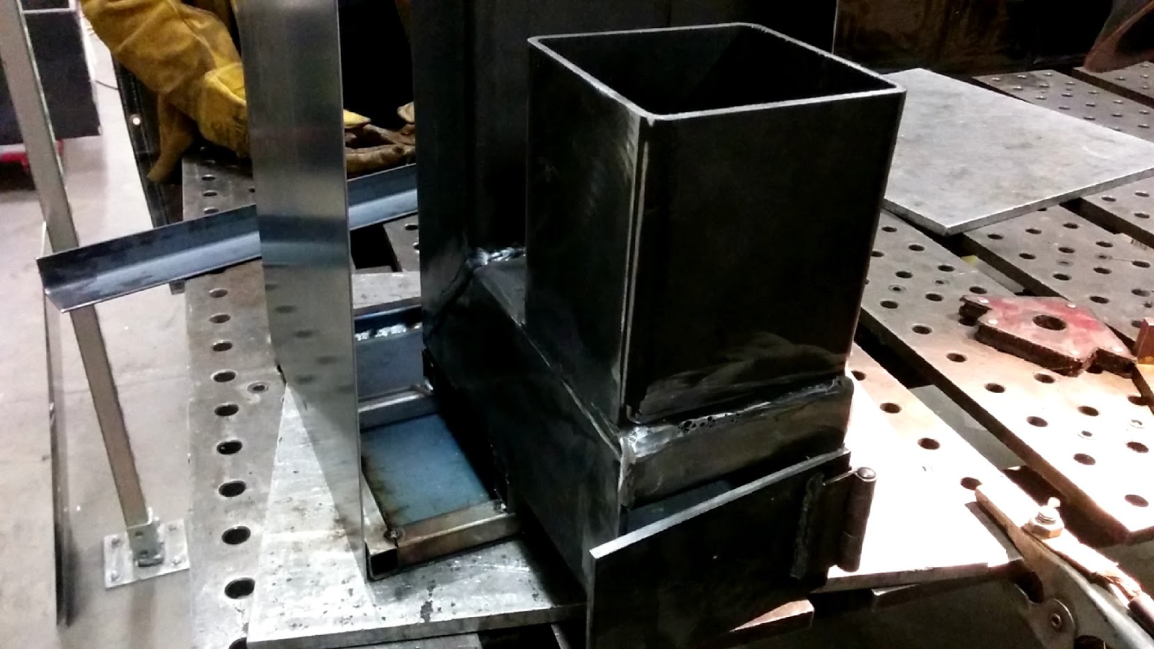 Sauna stove bottom